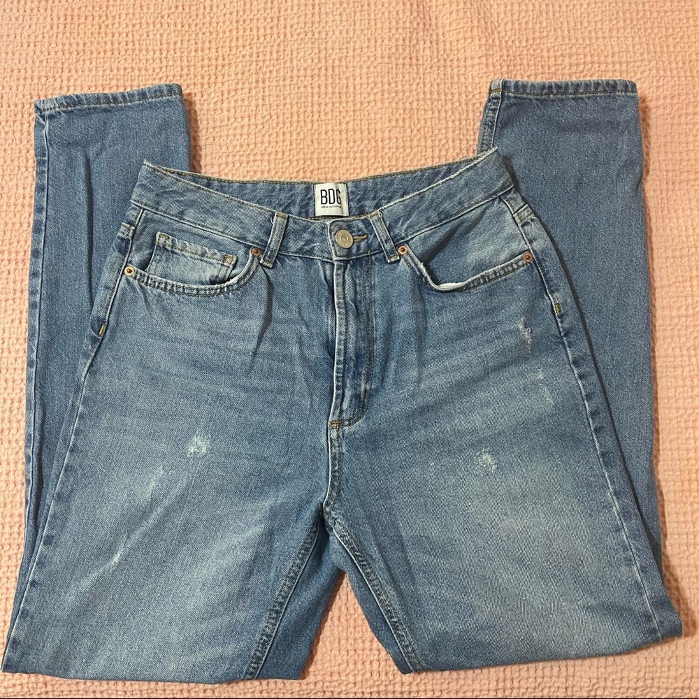 BDG MOM JEANS